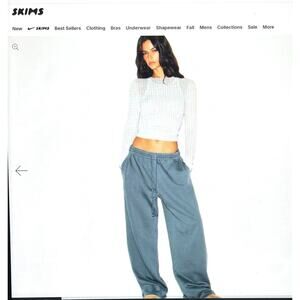 Skims Boyfriend Oversized straight leg pant.Pockets.Size Small.Color Zicron